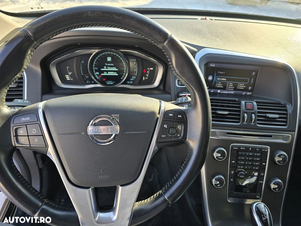Volvo XC 60 D3 Geartronic Edition Pro - 9