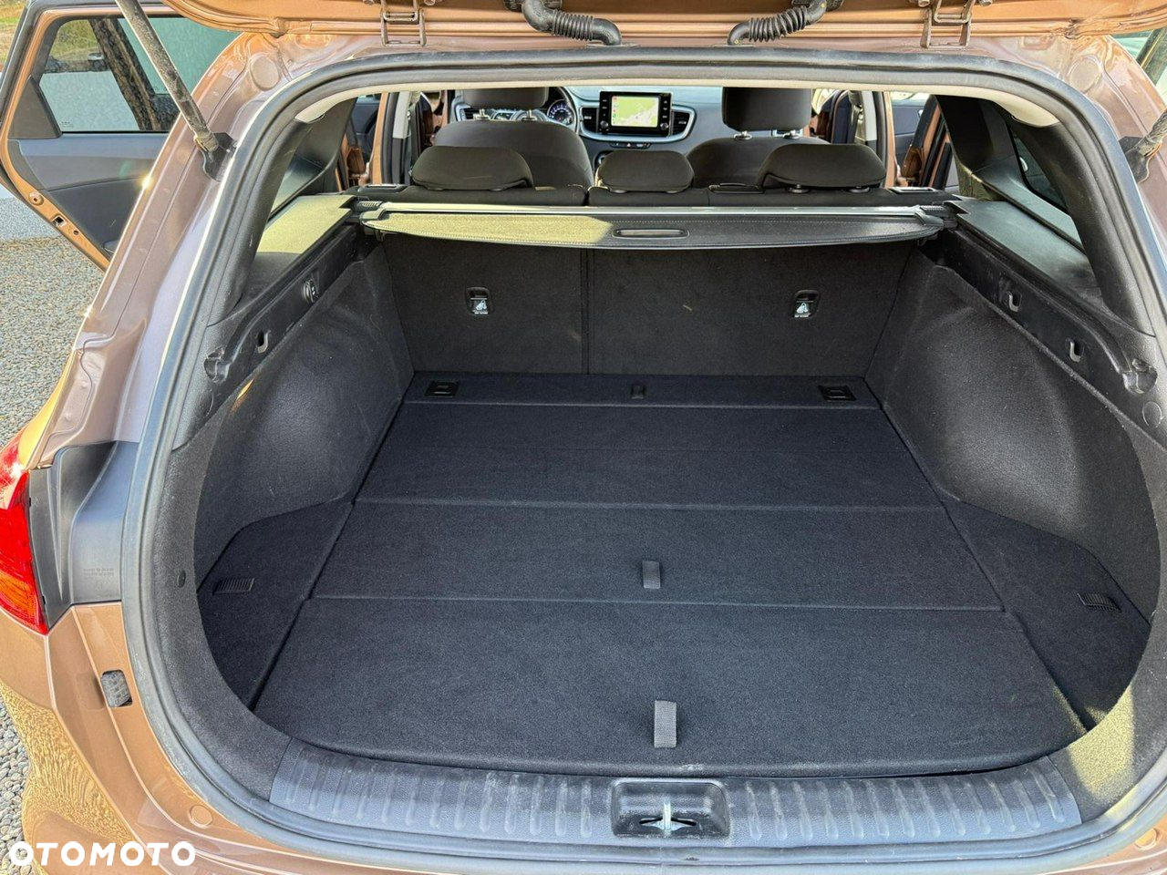 Kia Ceed - 28