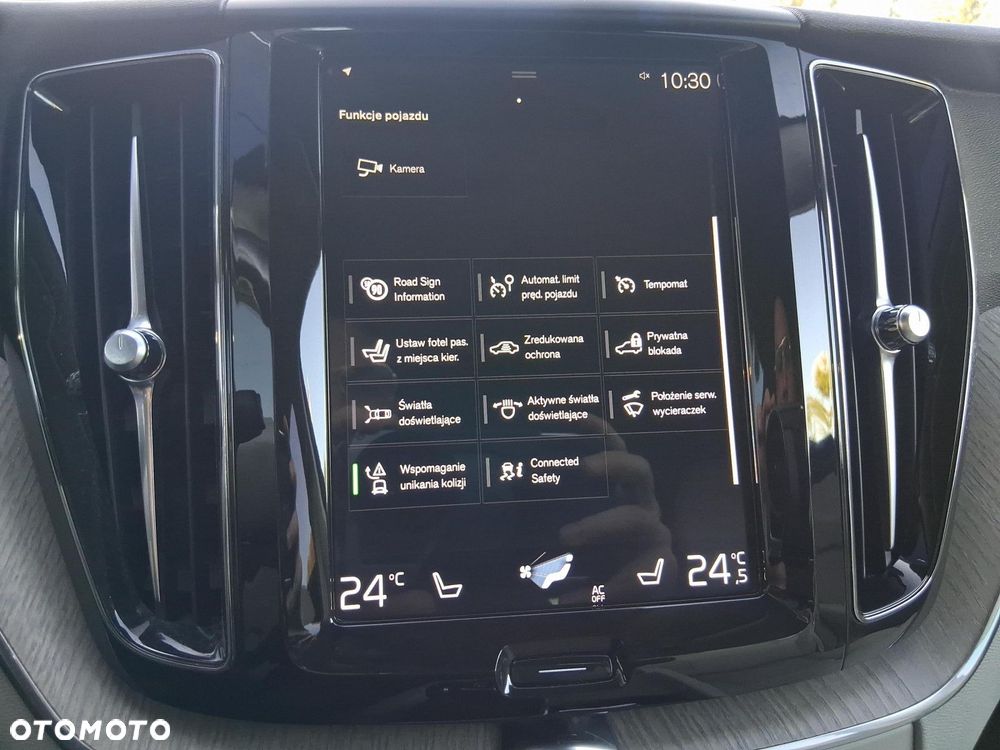 Volvo XC 60 - 22