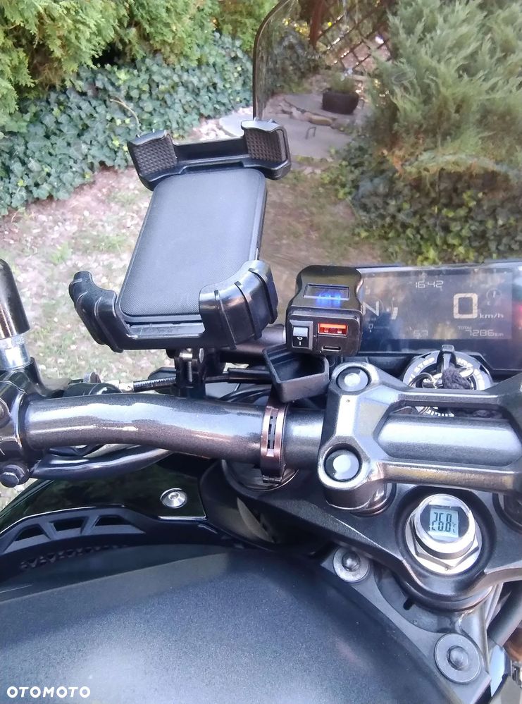 Honda CBF - 8