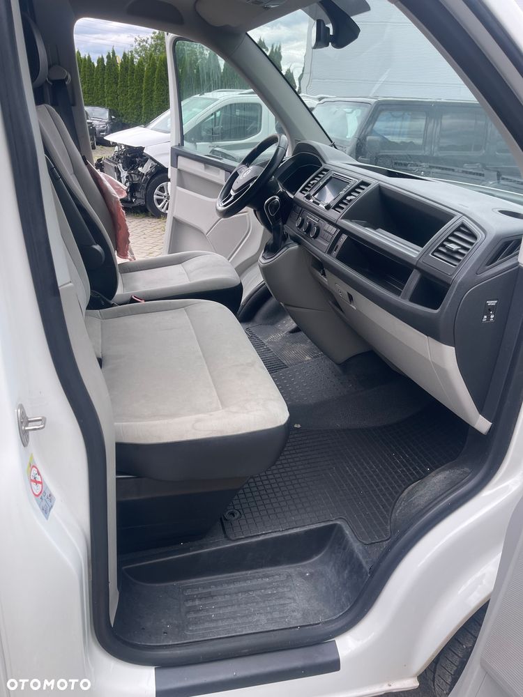 Volkswagen Transporter - 16