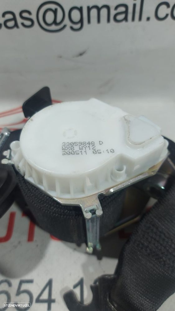 Cinto de Segurança Frente Esquerdo BMW Série 3 E91 33059848D Original - 2