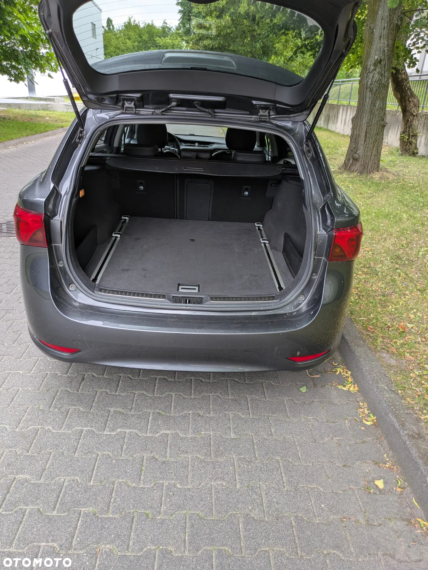 Toyota Avensis 1.8 Prestige - 8