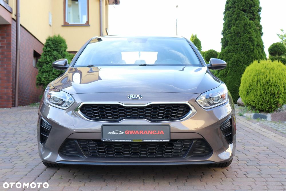 Kia Ceed - 27