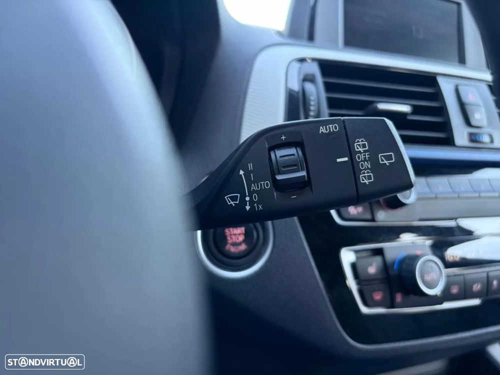 BMW 118 i Pack M Auto - 12