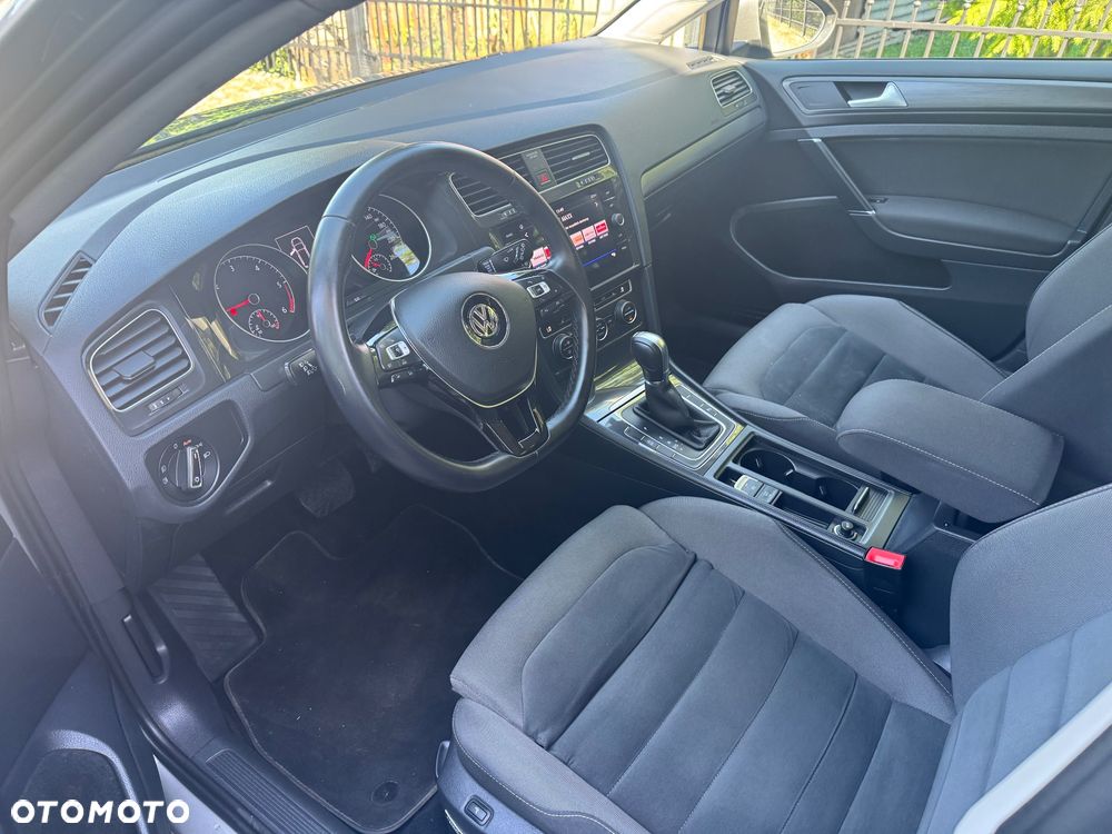 Volkswagen Golf 1.6 TDI (BlueMotion Technology) DSG Trendline - 27