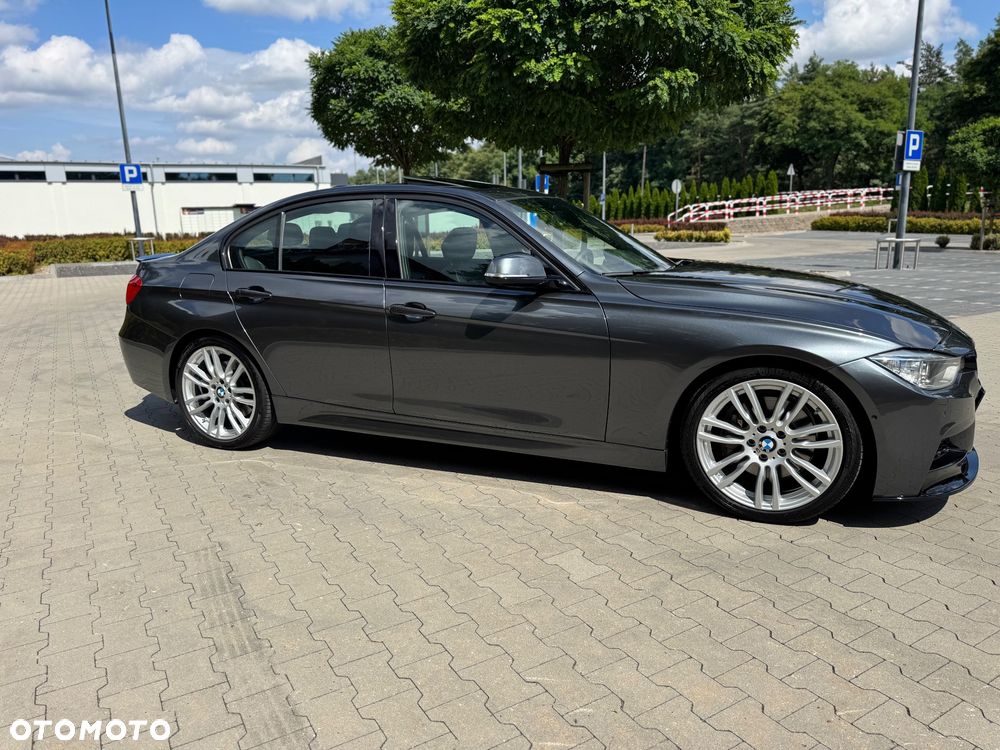 BMW Seria 3 335i Sport-Aut Sport Line - 5