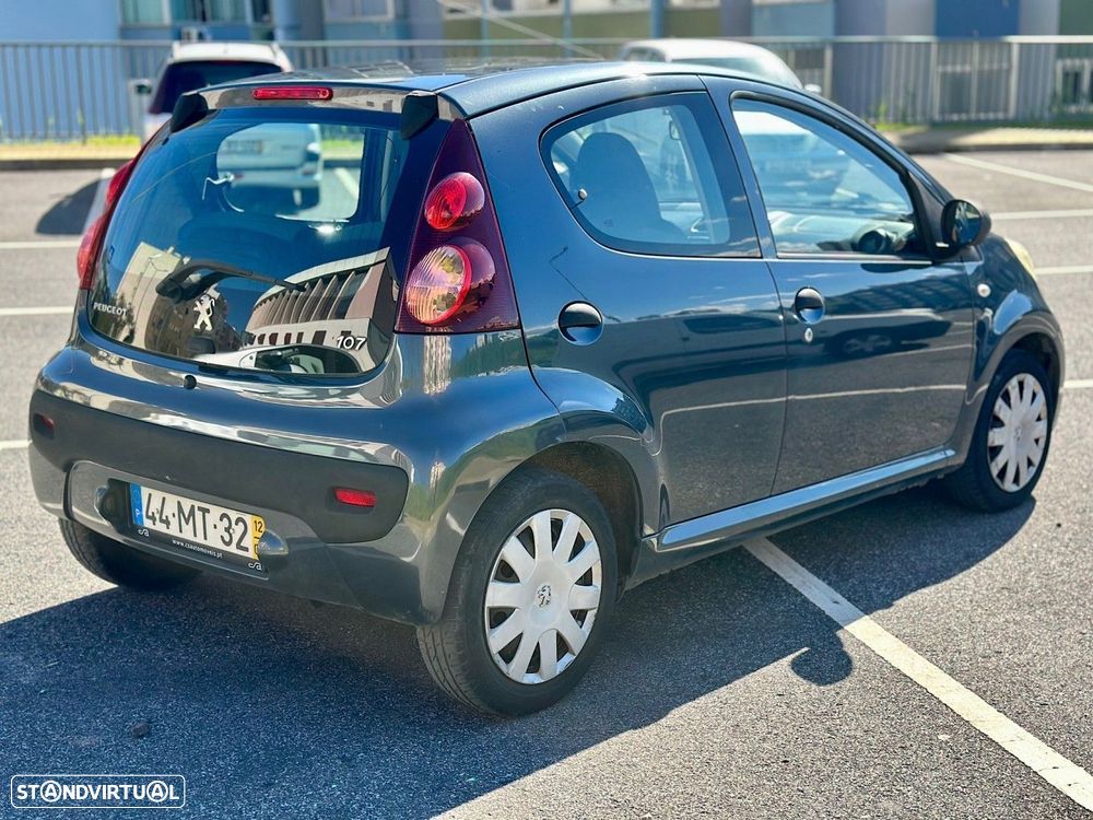 Peugeot 107 1.0 Trendy - 3