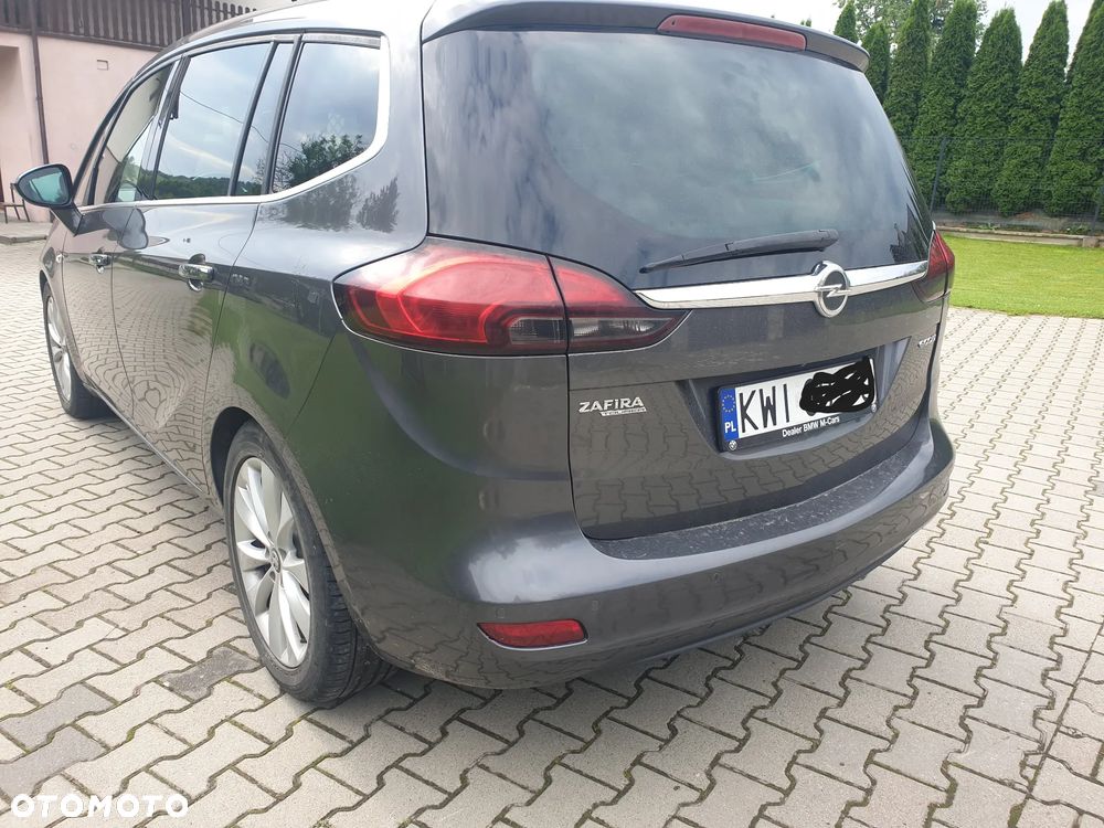 Opel Zafira - 2