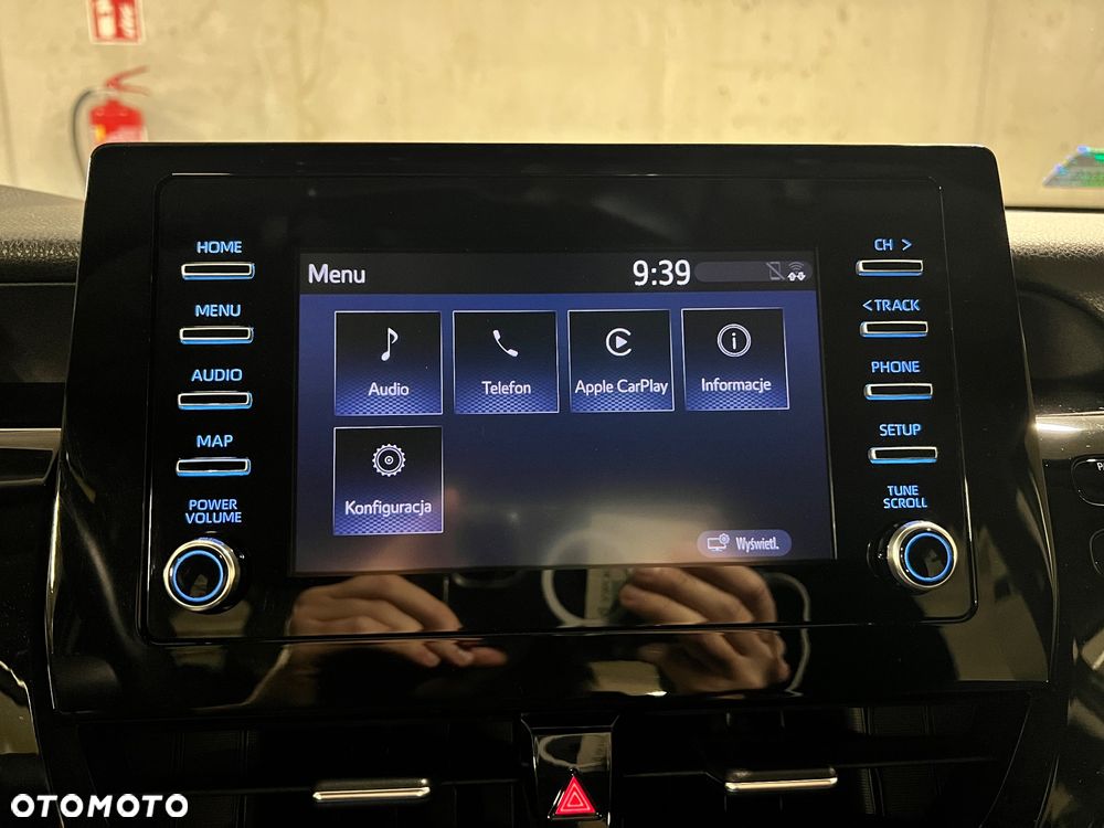 Toyota Camry 2.5 Hybrid Comfort CVT - 35