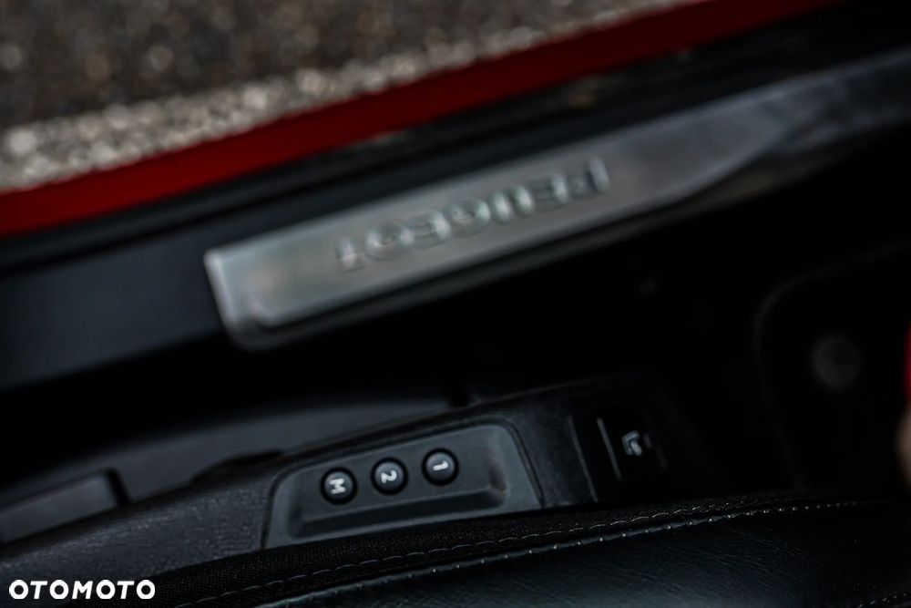 Peugeot 3008 1.6 THP Active S&S EAT6 - 32