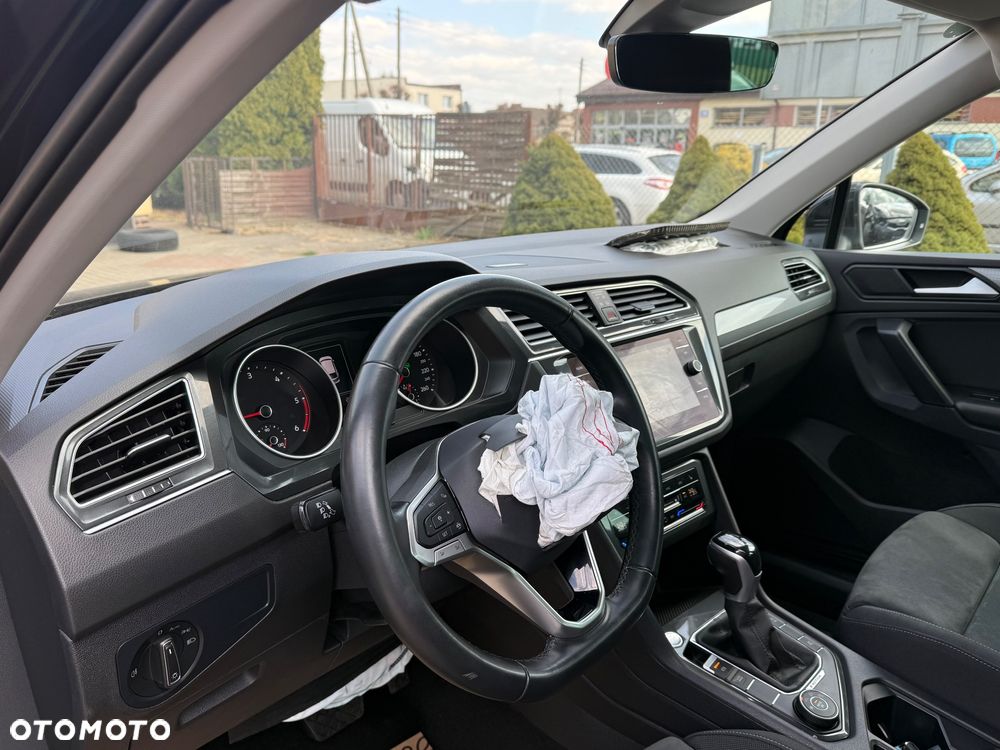 Volkswagen Tiguan 2.0 TDI SCR 4MotION DSG Life - 9