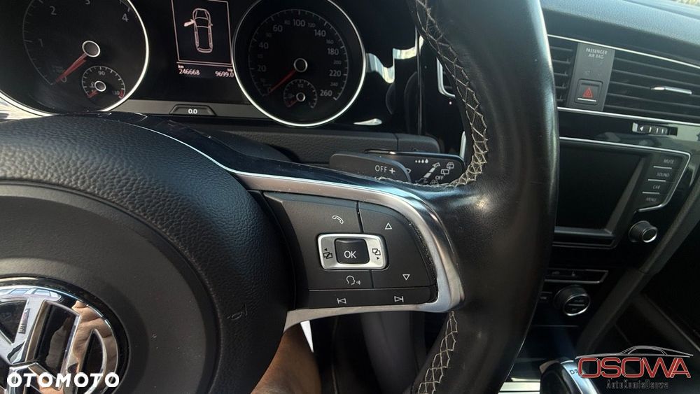 Volkswagen Golf Variant 2.0 TDI SCR DSG R-Line - 18