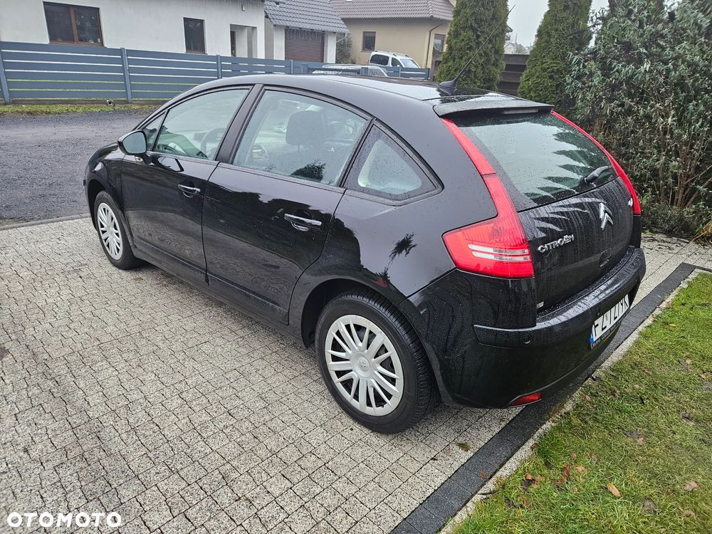 Citroën C4 1.4 16V Tonic - 6