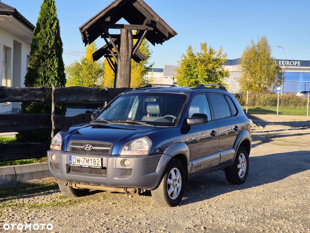 Hyundai Tucson 2004 photo 2