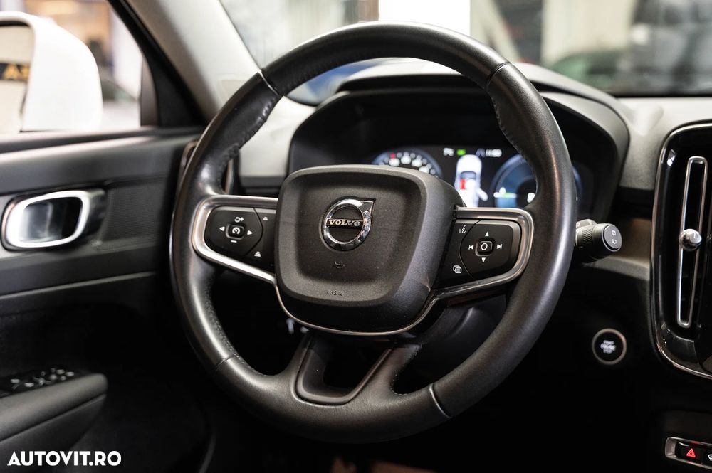 Volvo XC 40 T4 Recharge DKG Inscription - 16