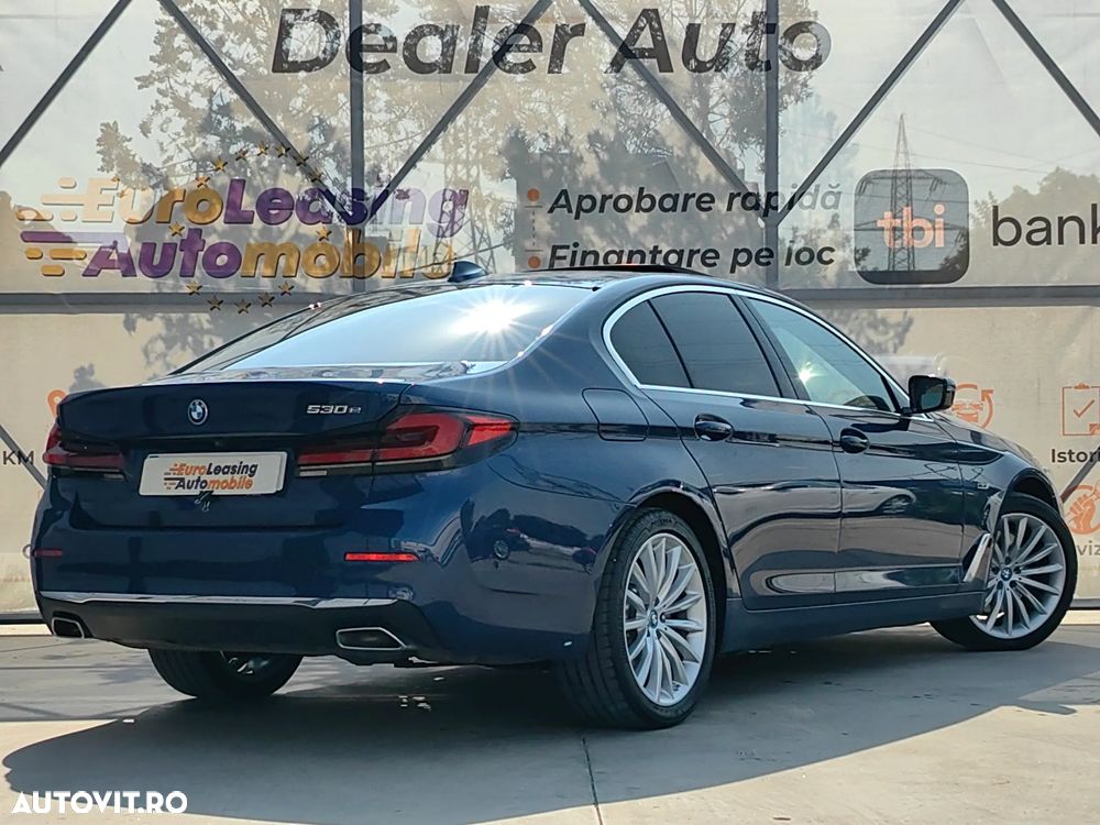 BMW Seria 5 530e Aut. Luxury Line - 14