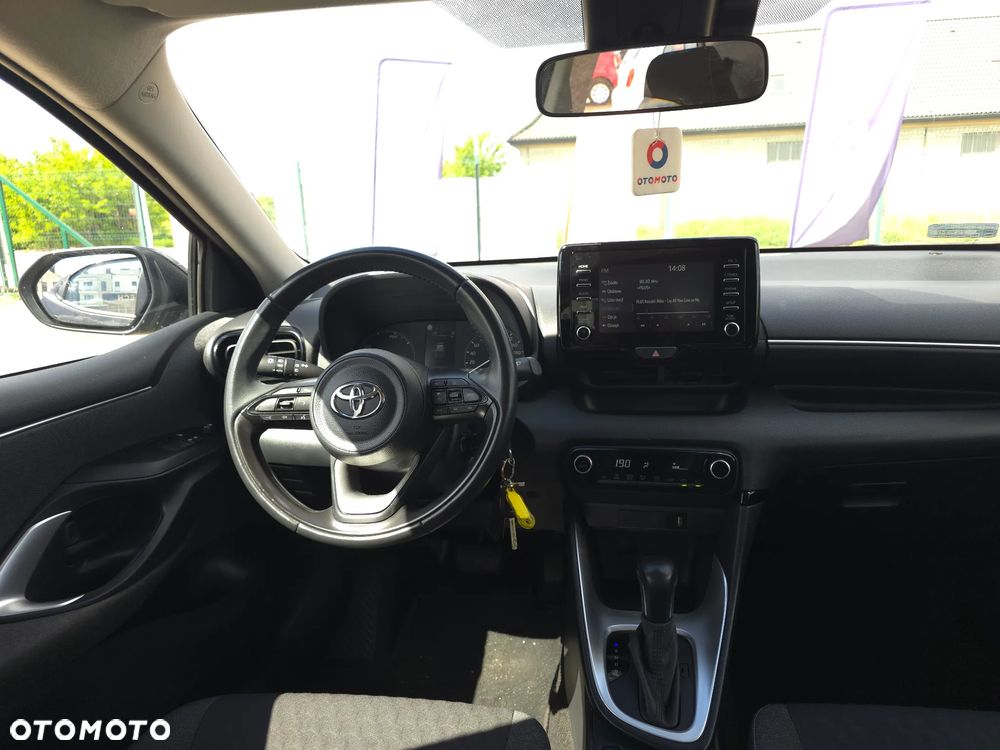 Toyota Yaris - 33