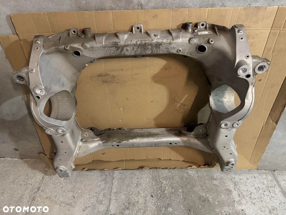 Sanki przednie Mercedes C klasa w206 - 2