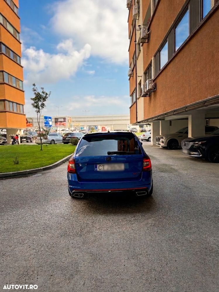 Skoda Octavia 2.0 TDI DSG RS - 4