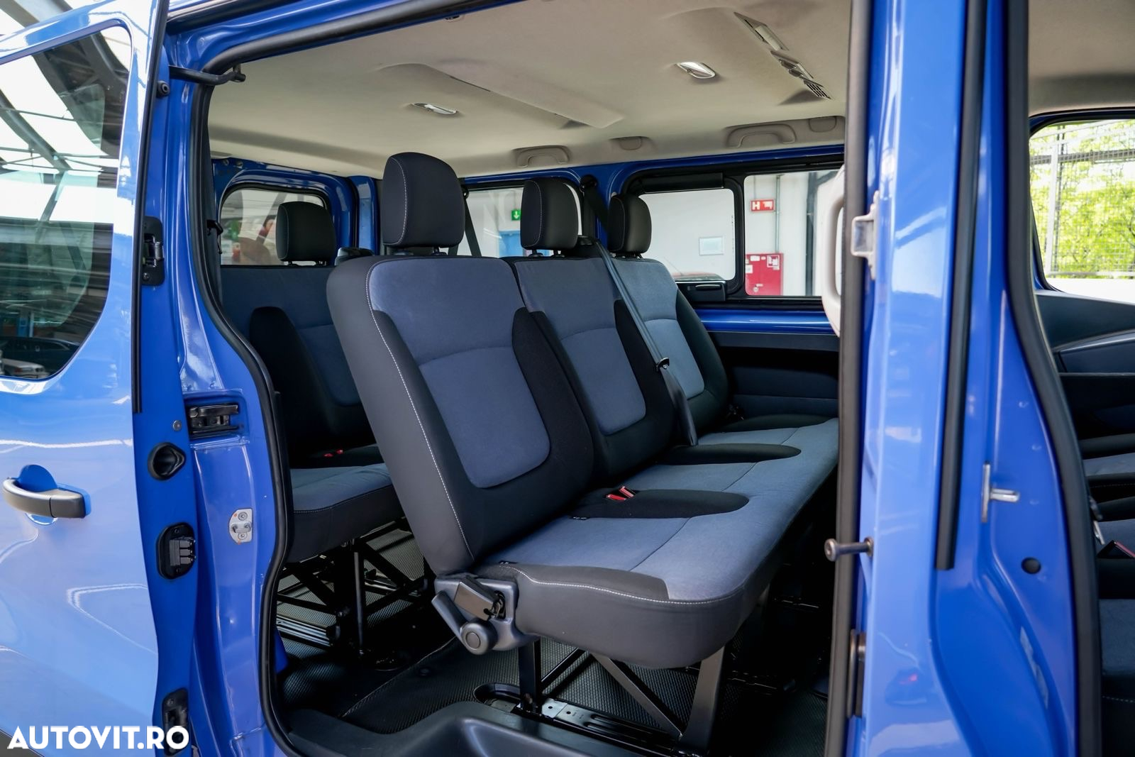 Opel Vivaro - 15