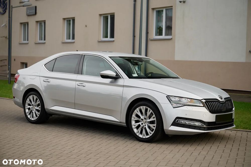 Skoda Superb 2.0 TDI SCR 4x4 Style DSG - 17
