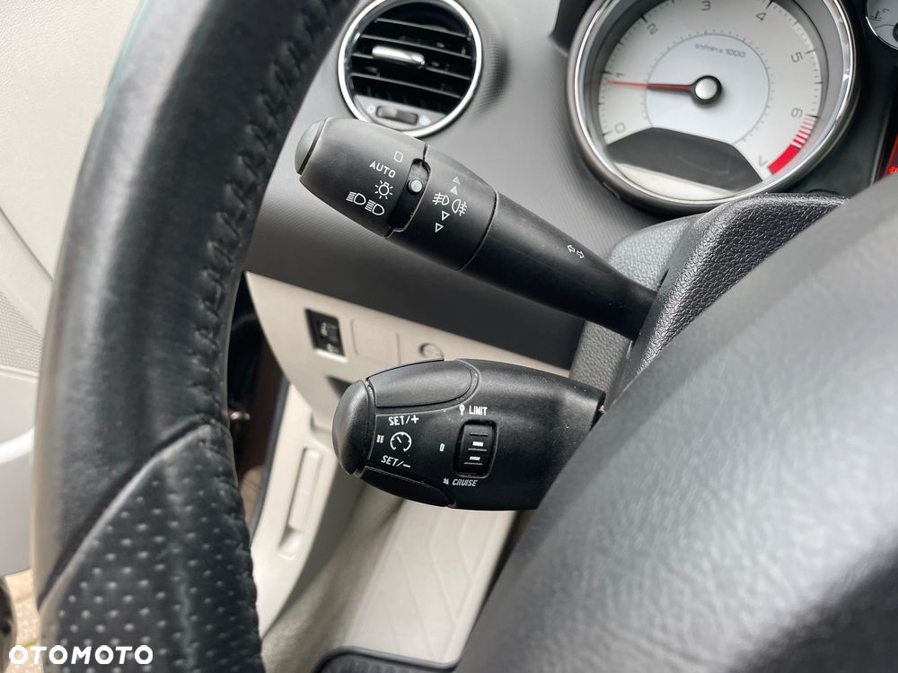 Peugeot 308 - 32
