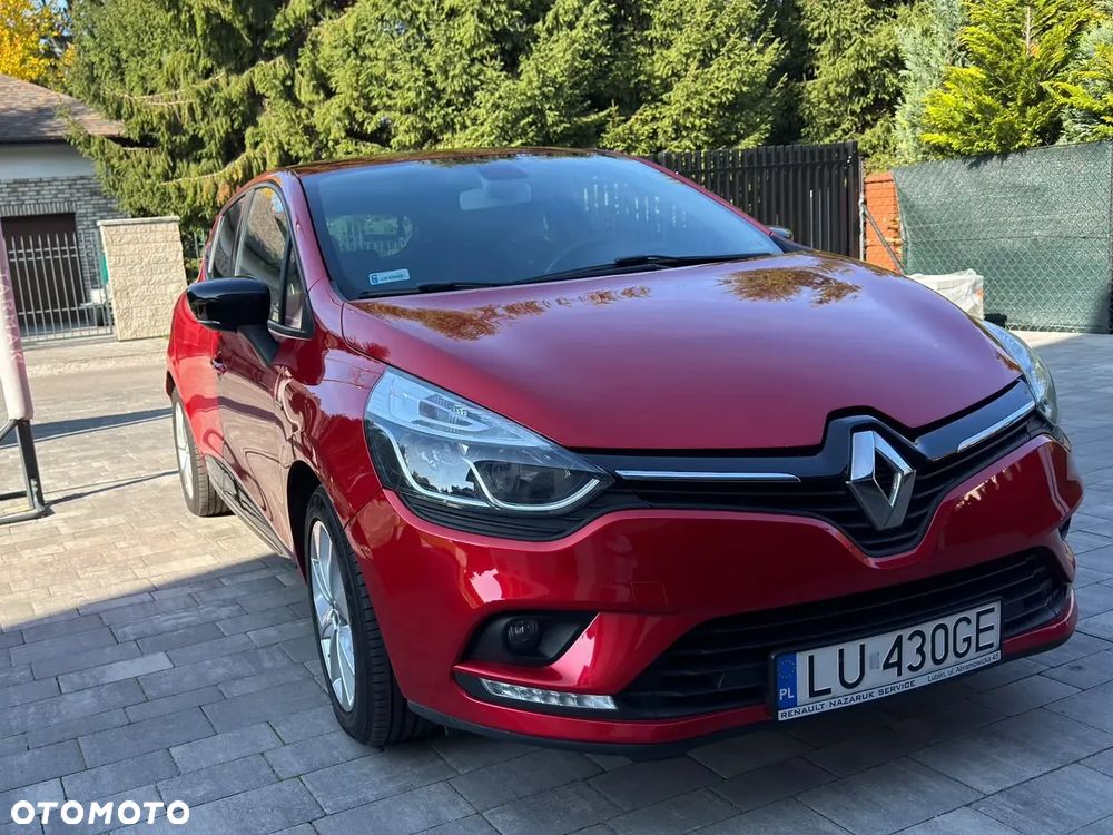 Renault Clio - 1