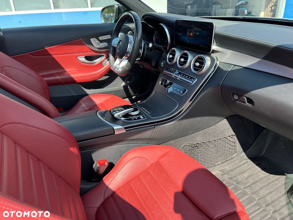 Mercedes-Benz Klasa C 43 AMG 4MATIC - 17