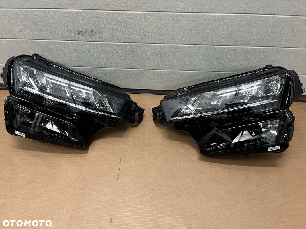 LAMPY FULL LED SKODA KAROQ LIFT KOMPLETNE IDEALNE - 1