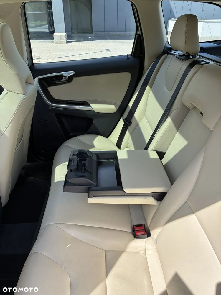 Volvo XC 60 D4 Drive-E Summum - 23