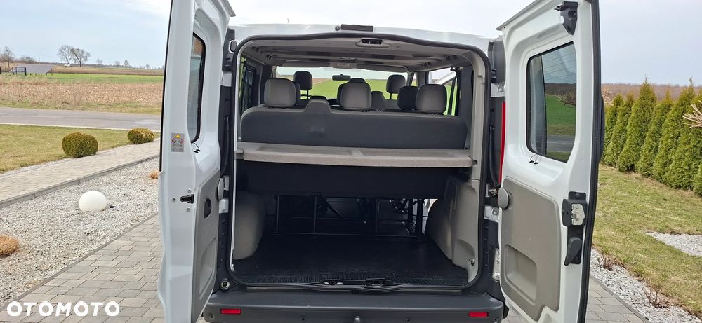Opel Vivaro - 27