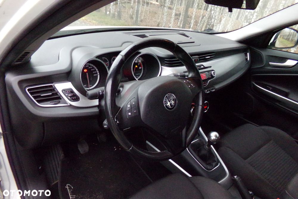 Alfa Romeo Giulietta 1.4 TB 16V - 9