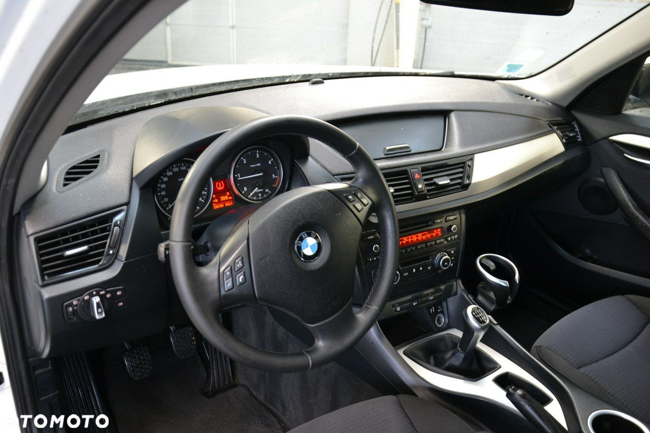 BMW X1 - 16