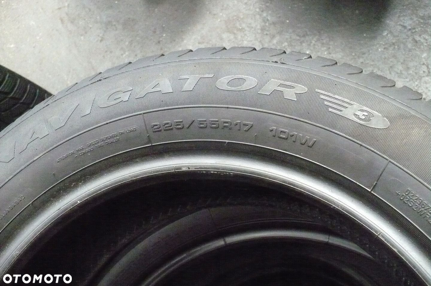 2x DĘBICA Navigator 3 225/55R17 5,1mm 5,3mm 2022 - 4