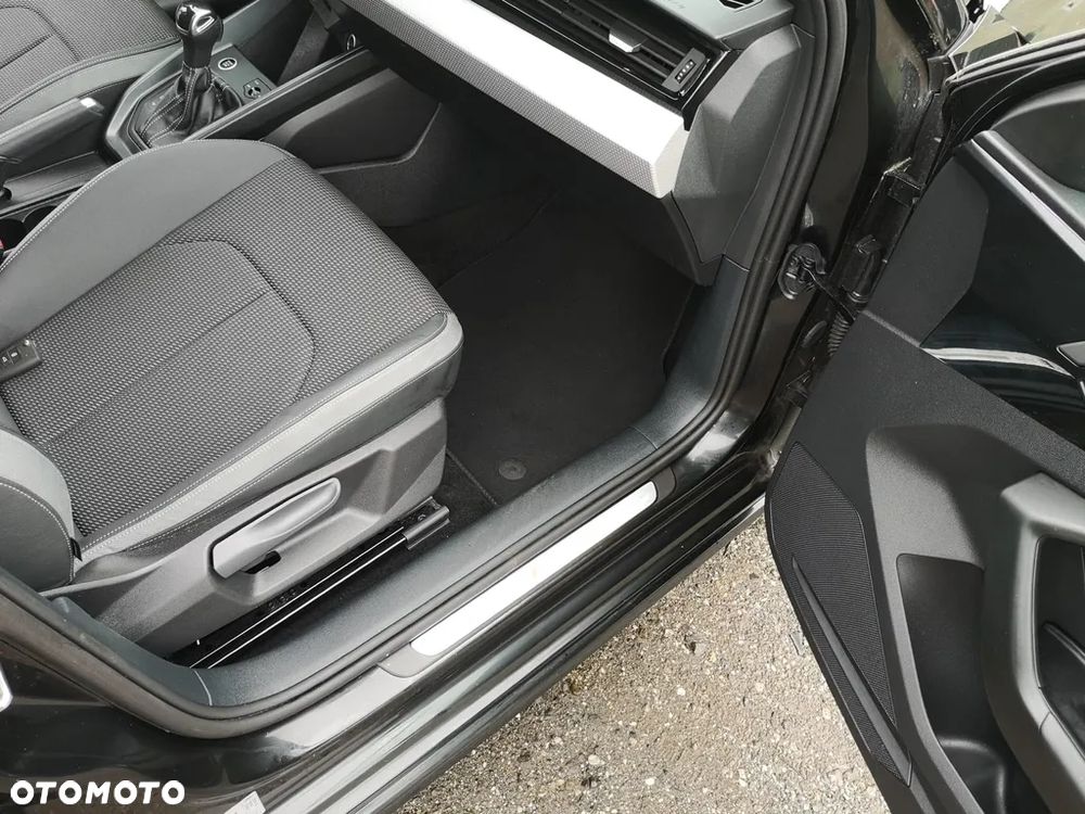 Audi A1 Sportback 35 TFSI S-Line S tronic - 22