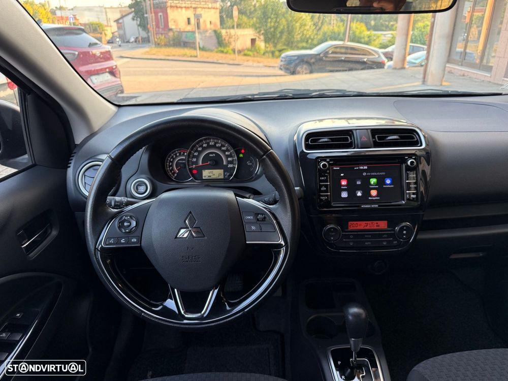 Mitsubishi Space Star 1.2 Intense CVT - 10