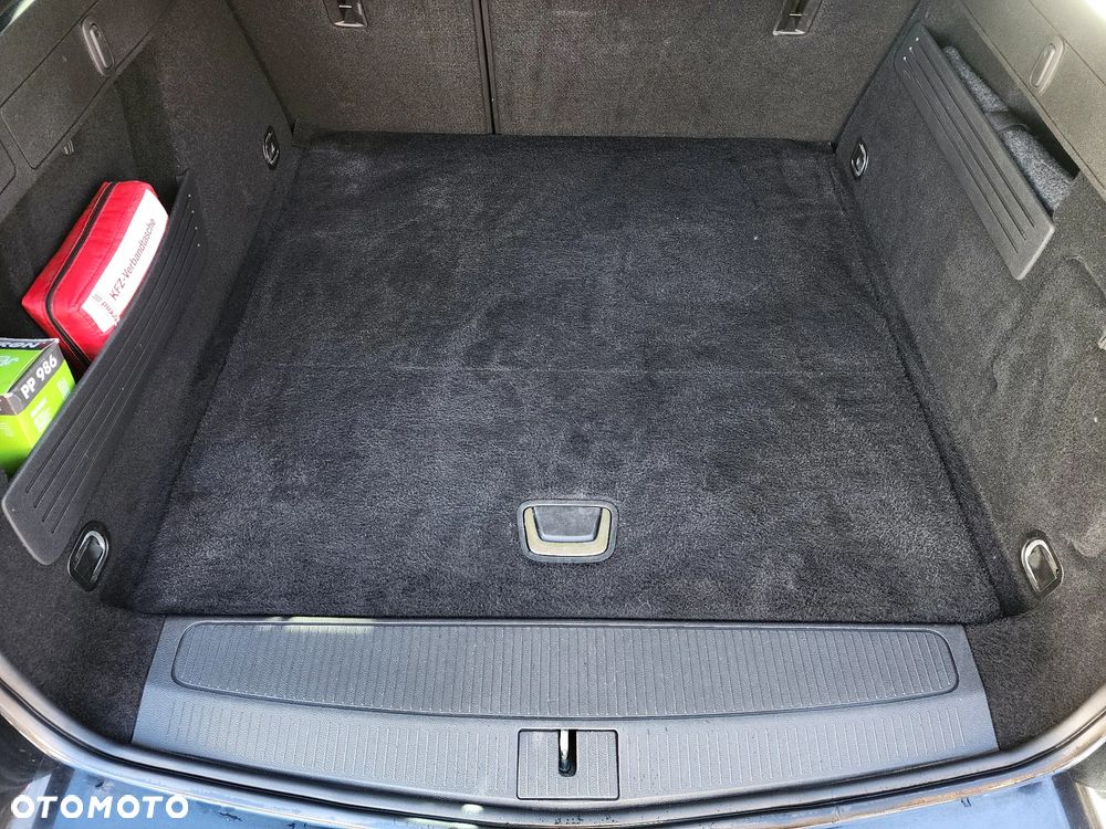 Opel Astra 1.4 Turbo 150 Jahre - 35