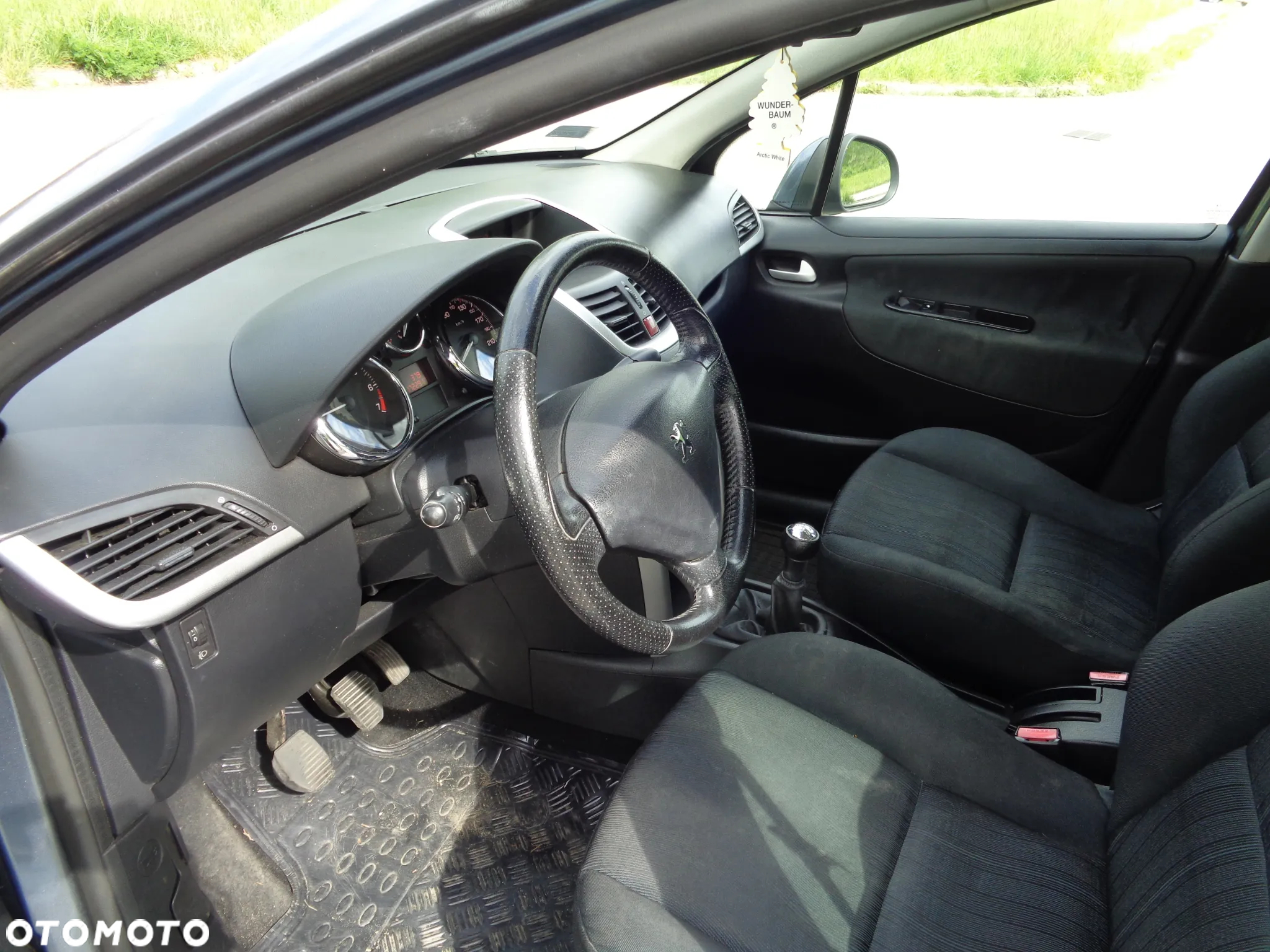 Peugeot 207 1.4 Presence - 5