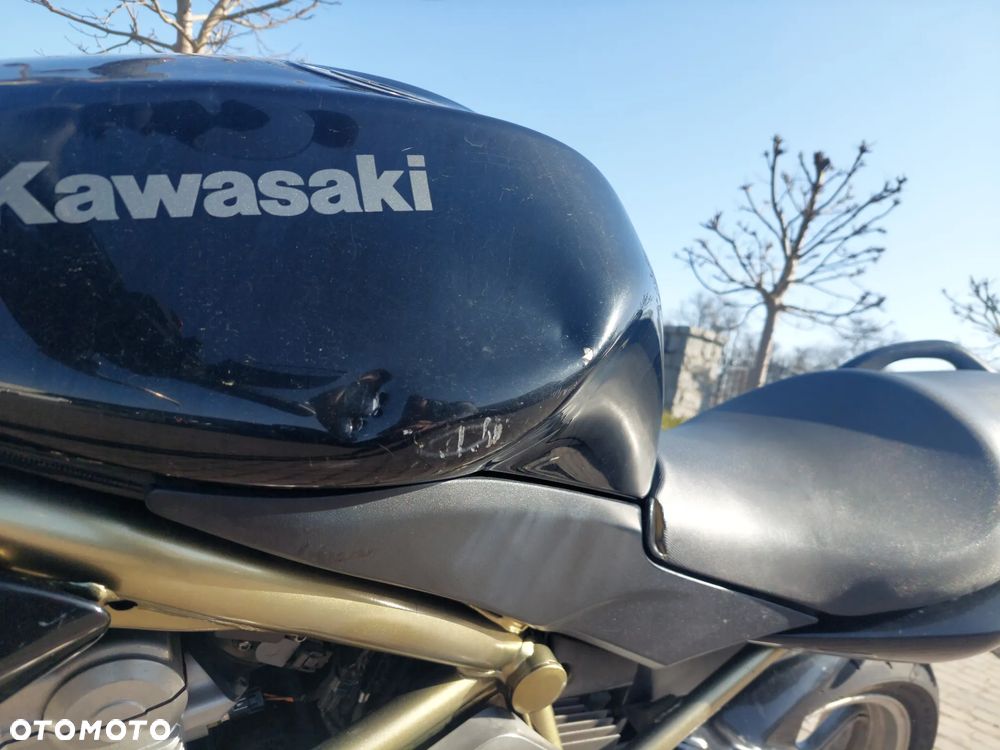 Kawasaki ER - 11