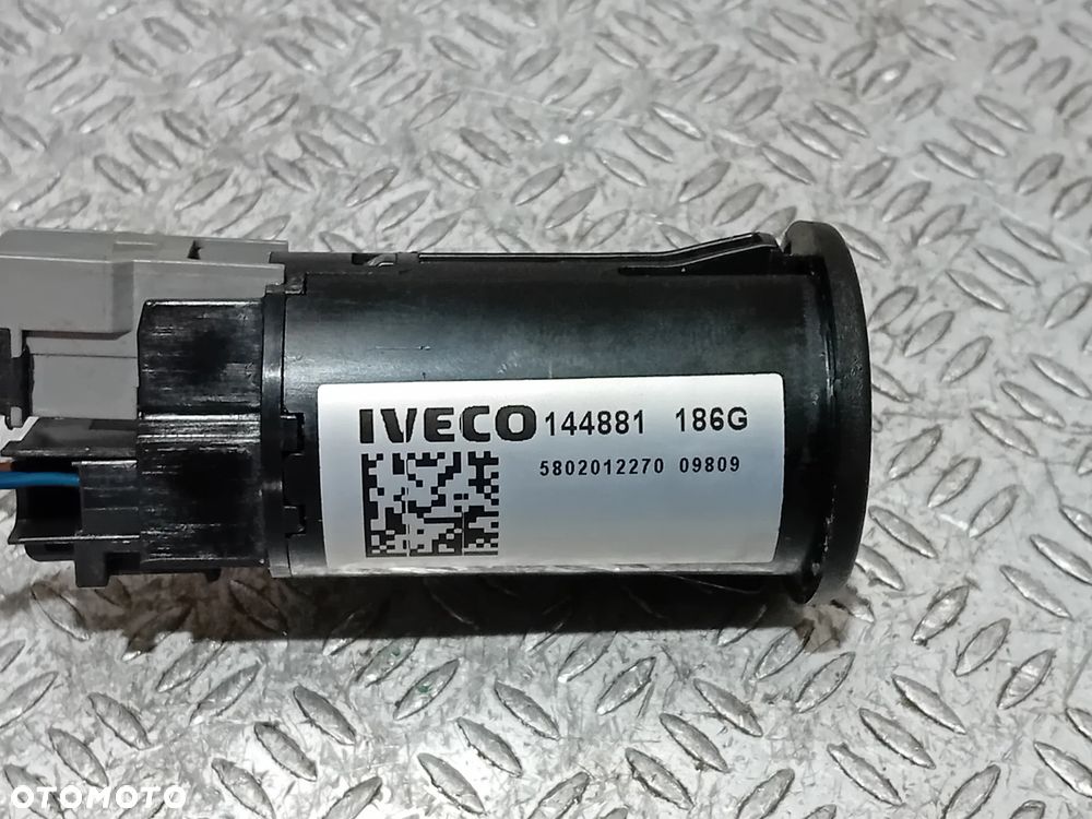 gniazdo USB/AUX Iveco Daily 2016 5802012270 - 2