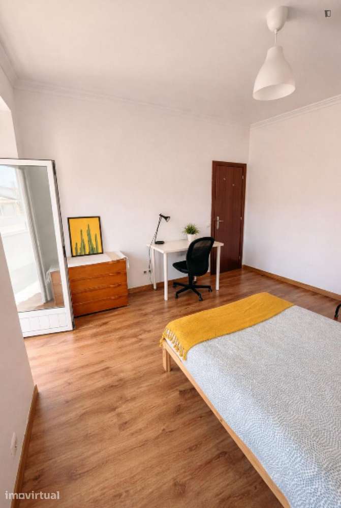 Quarto - localizado em Entrecampos Lisbon - Grande imagem: 3/8