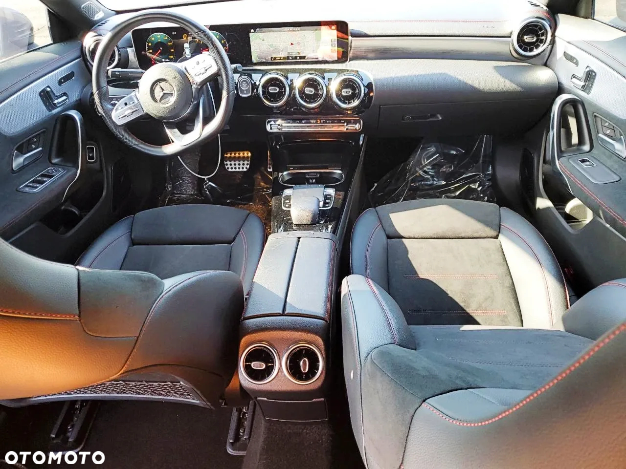 Mercedes-Benz CLA 250 4-Matic 7G-DCT - 8