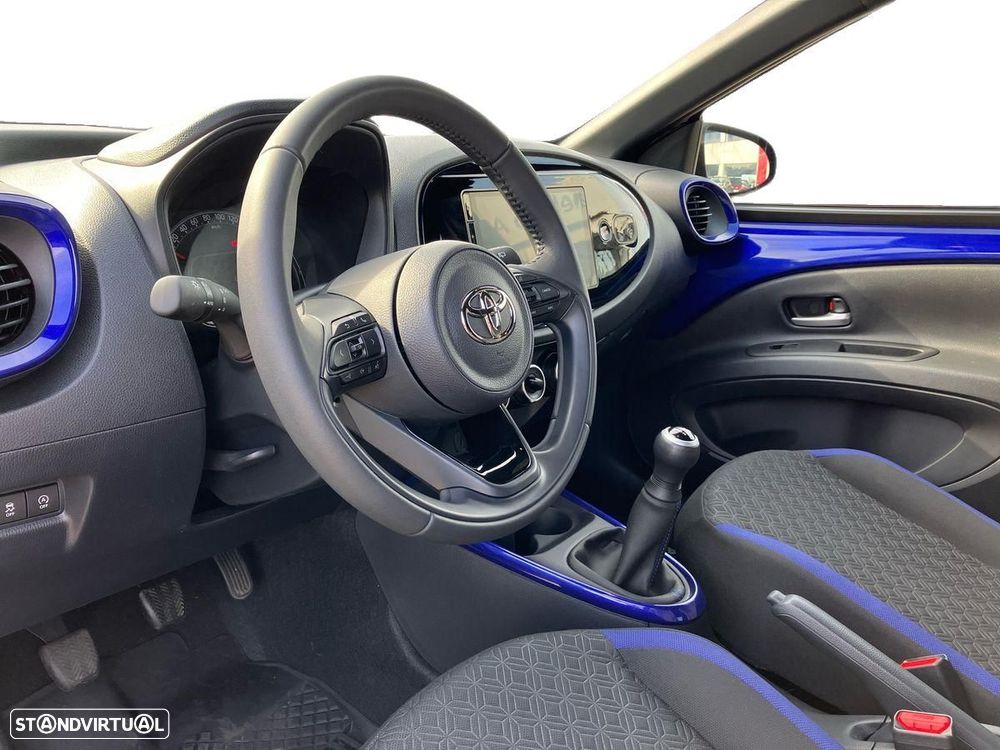 Toyota Aygo X 1.0 Pulse - 12