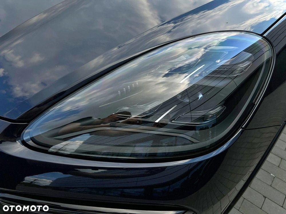 Porsche Cayenne - 10