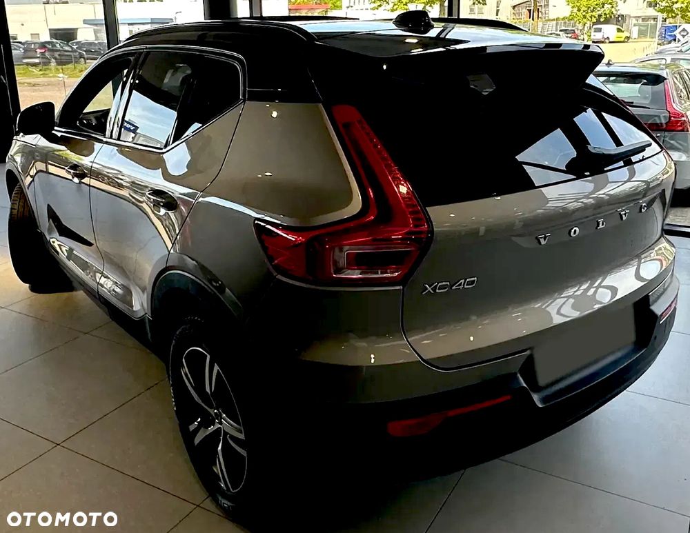 Volvo XC 40 T4 AWD Geartronic R-Design - 11