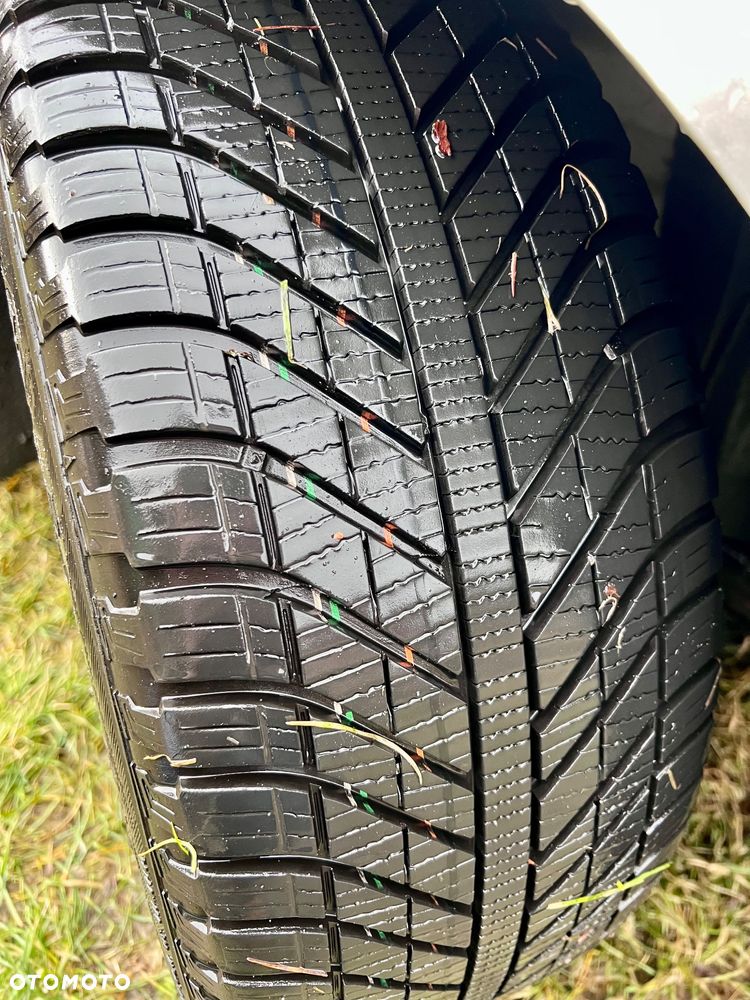 Ford Mondeo SW 2.0 TDCi S&S PowerShift-Aut Titanium - 24