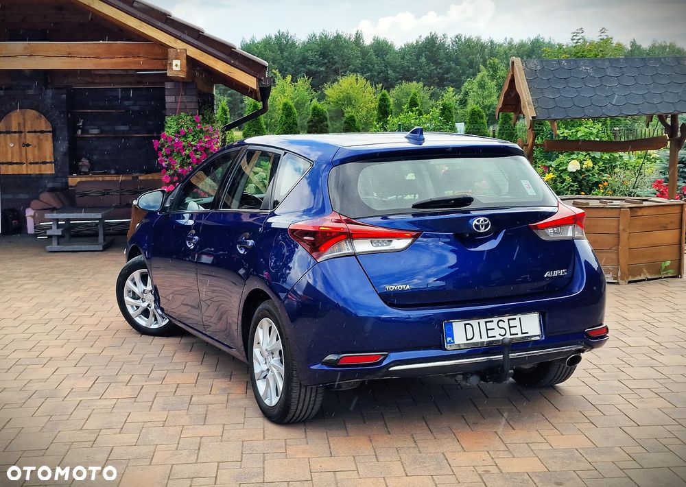 Toyota Auris 1.6 D-4D Prestige - 18