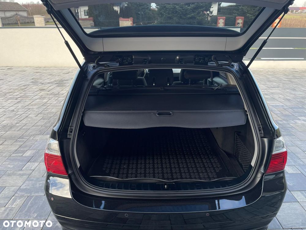 BMW Seria 3 320d DPF - 26