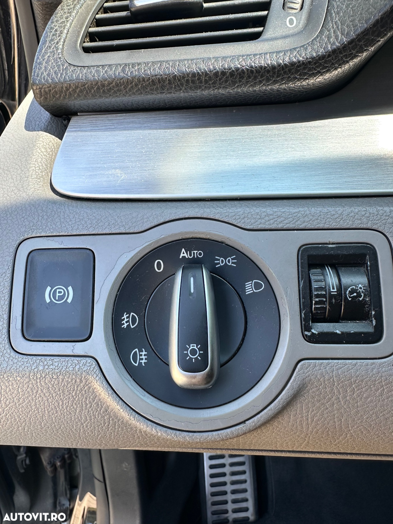 Volkswagen Passat Variant 2.0 TDI Highline DPF 4Motion - 14